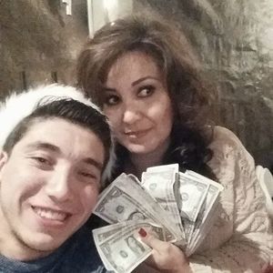 Meet your Posher, Donato